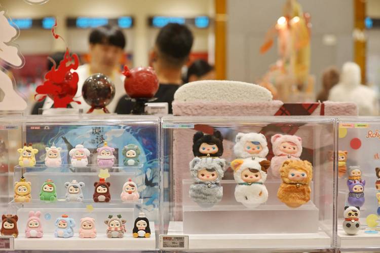 上百万元“抽盒”,却是“一场空”?警惕潮玩消费乱象