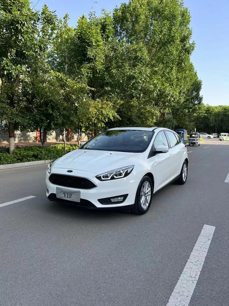 福克斯汽车（福克斯汽车价格和图片）