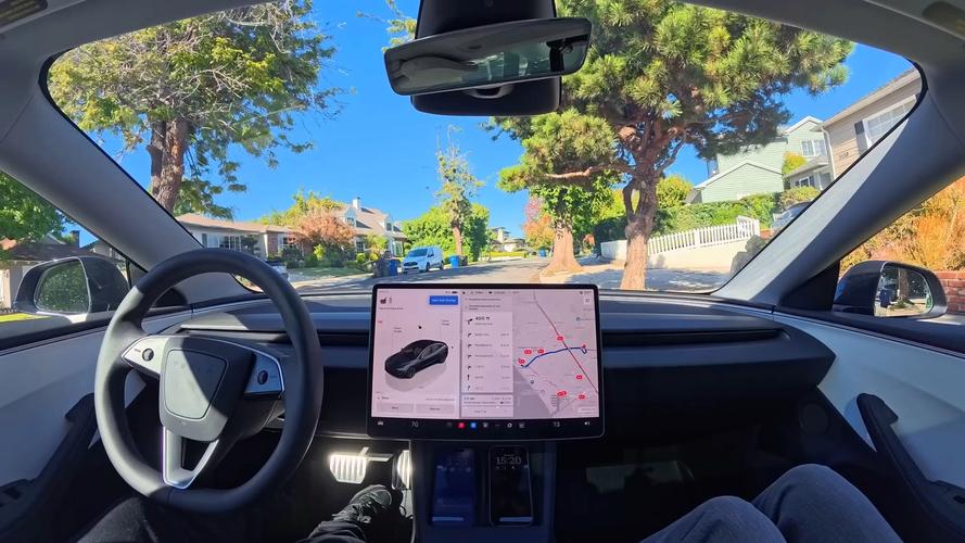 美国监管机构对特斯拉“完全自动驾驶”系统的安全调查升级