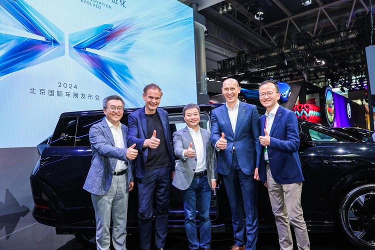 对话大众汽车奥博穆：对与小鹏的合作感到非常满意