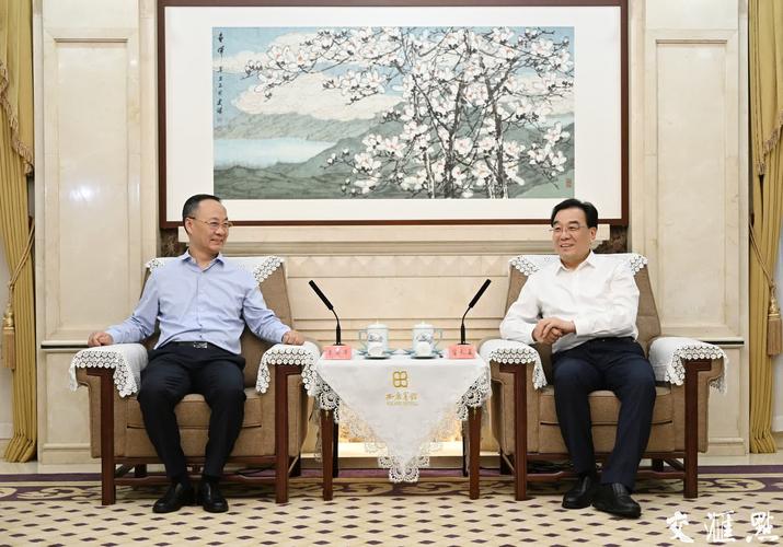 李云泽会见淡马锡董事长张志贤