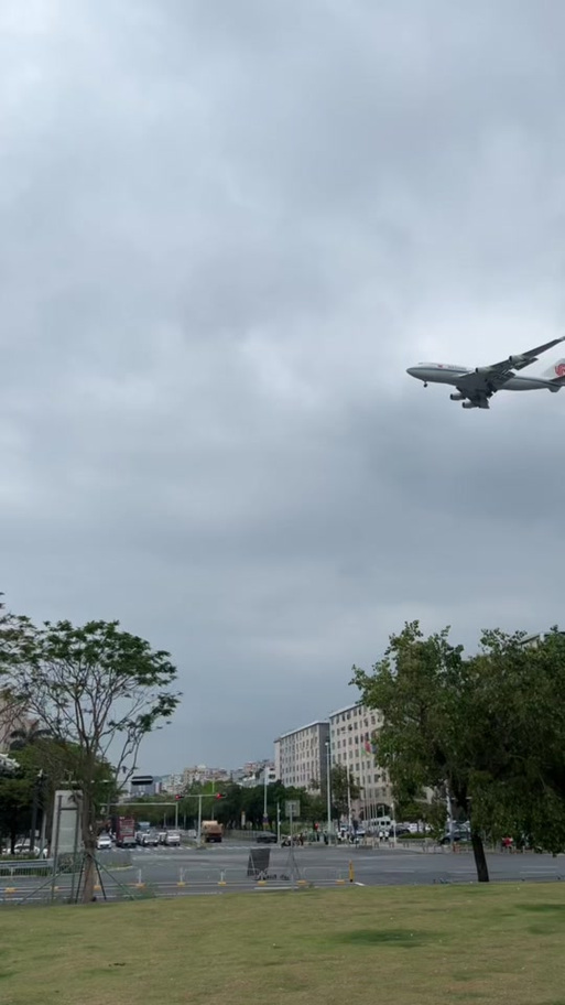 亚马逊称 AWS 的巴林地区在无人机活动后“受到干扰	”