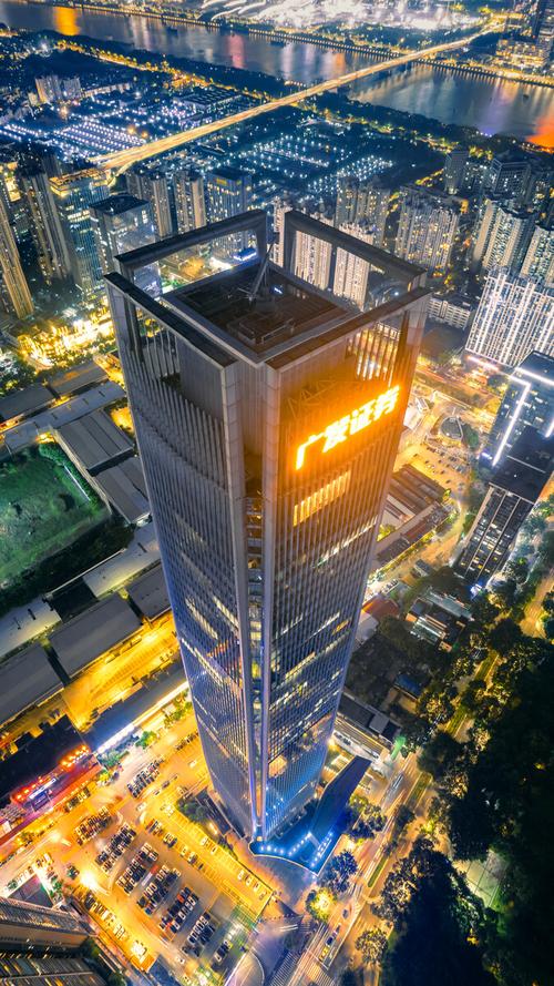 【券商聚焦】广发证券维持海底捞(06862)“买入”评级 指副牌及外卖业务快速成长