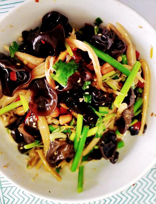 木耳菜的做法(木耳菜的做法有几种)