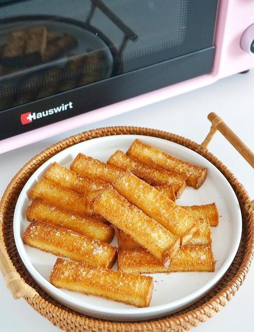 烤面包的做法烤箱(烤面包的做法 烤箱简单做法)
